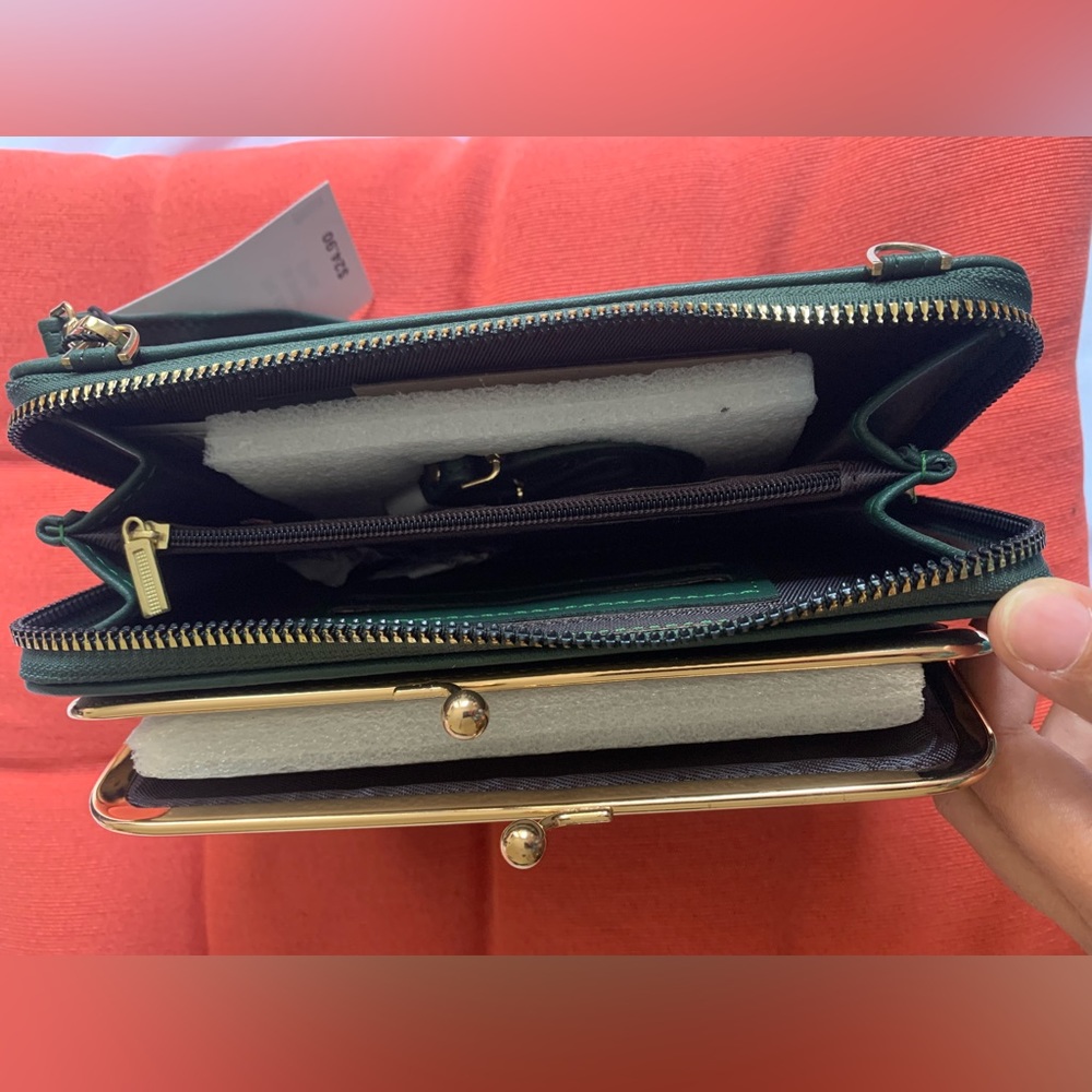 Wallet - Picture 4 of 4